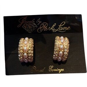 NWT Park Lane Gold Pearl Half Hoop Glam Stud Earrings Silent Luxury Old Money